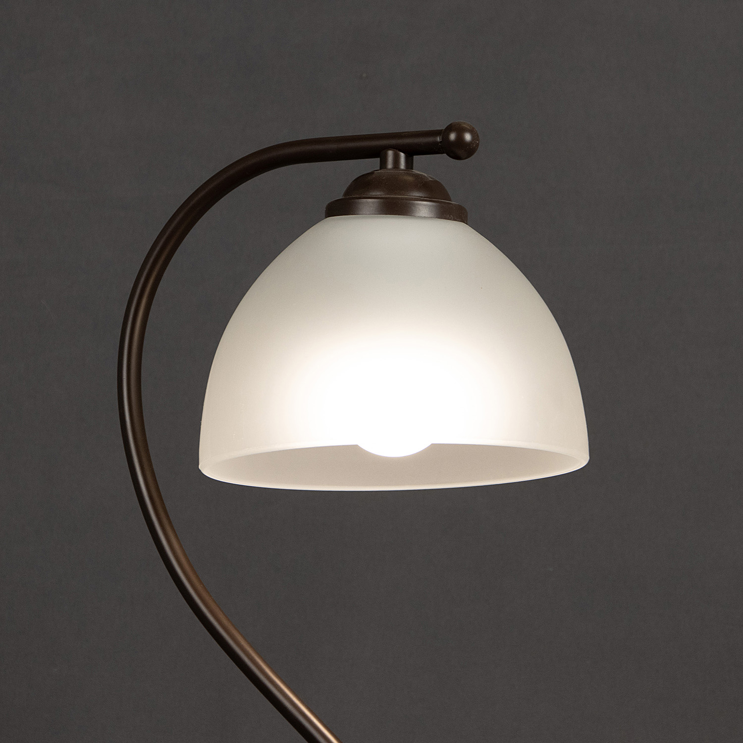 Лампа настольная 15017/1T CF WT  Е27 40Вт S=2м2 *1