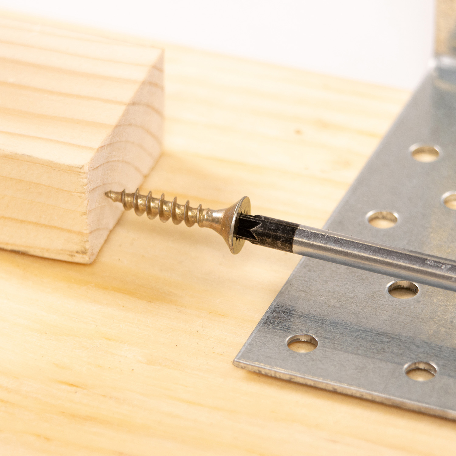 Шурупы жёлтые BROZEX пакет 5*25 (30шт) *10/100