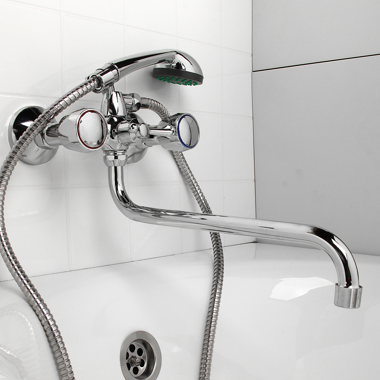 Смеситель для ванны Roegen RR120A, длинный излив, двухвентильный