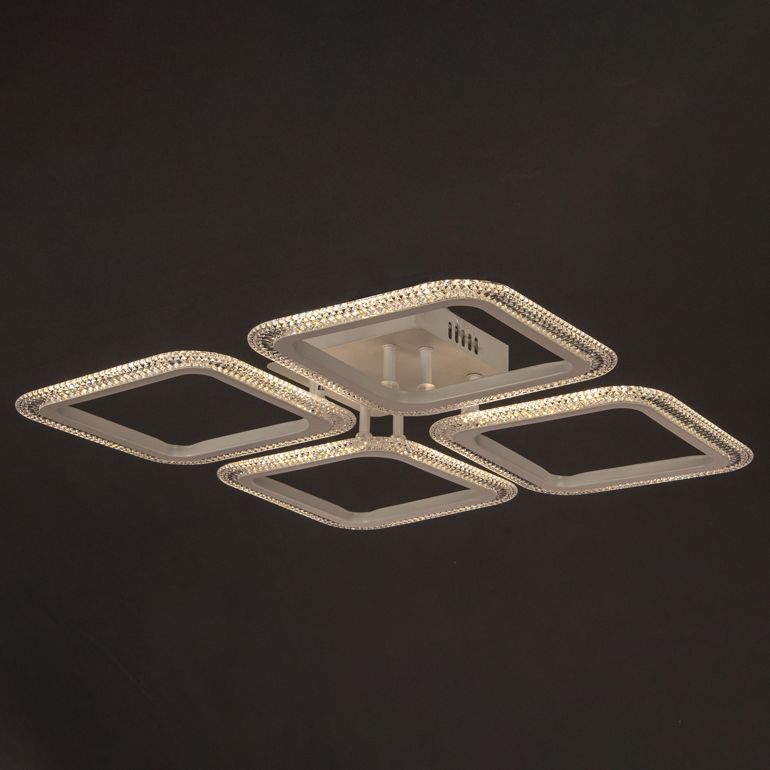 Люстра 09838-0.3-04 WH LED 3000-6200К ПДУ S=16м2  *1