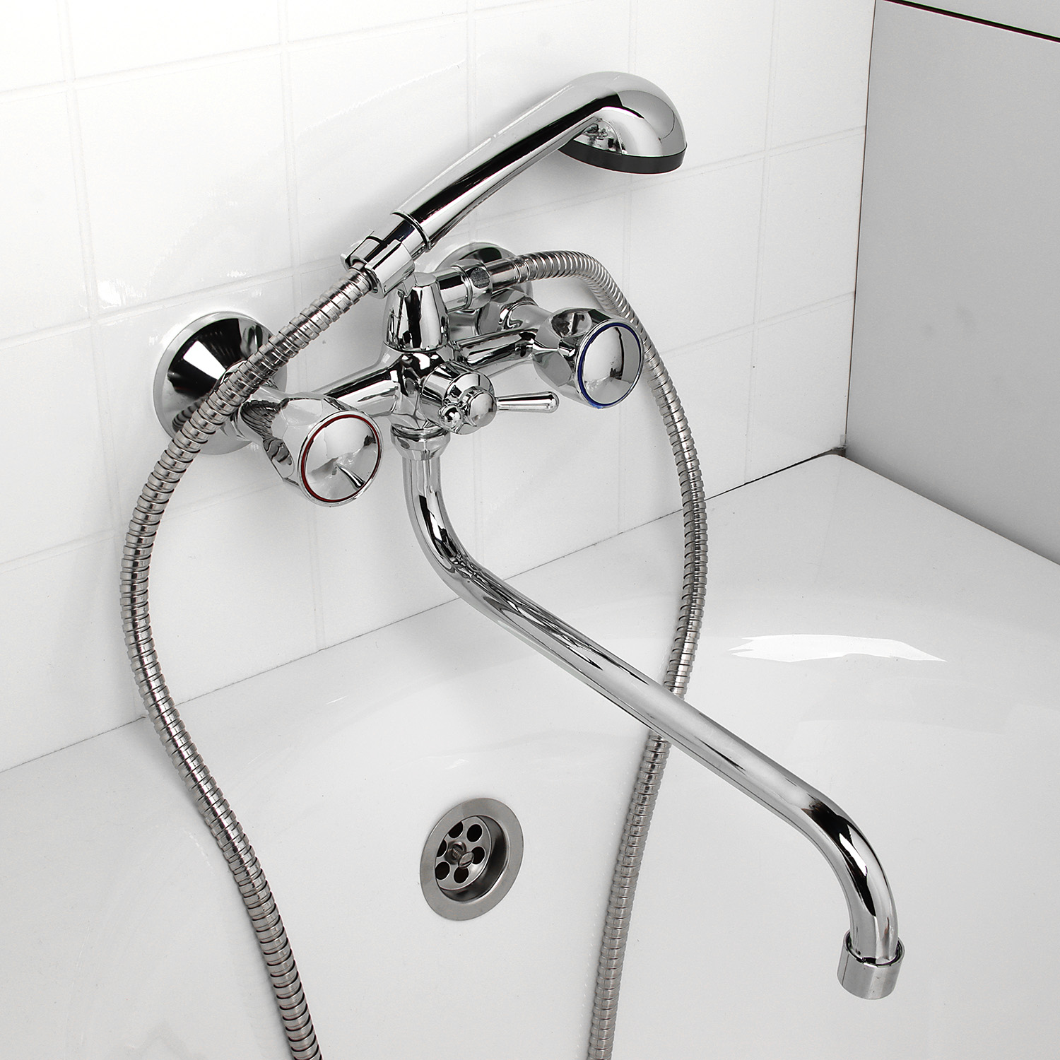 Смеситель для ванны Roegen RR120A, длинный излив, двухвентильный