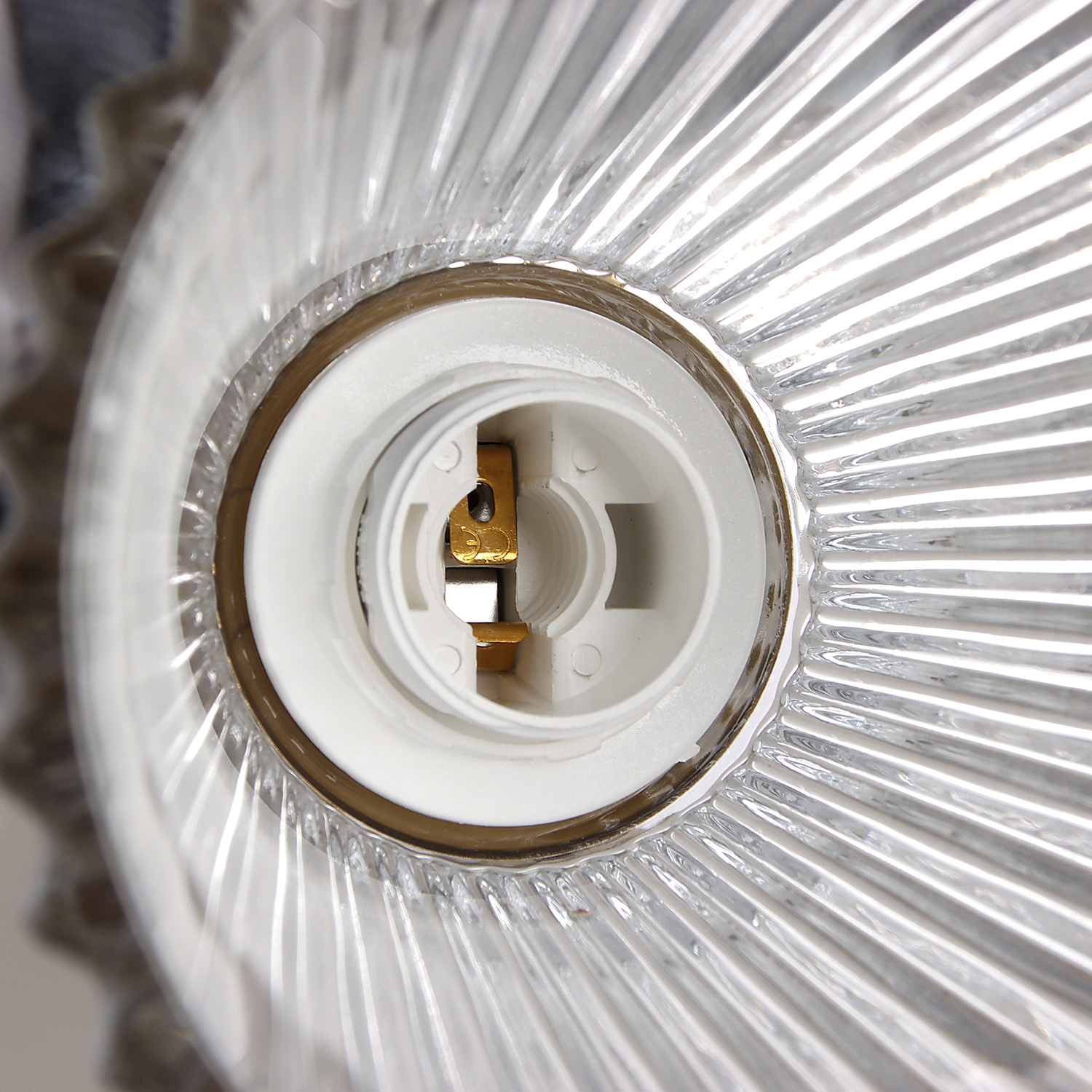 Люстра N6589/4 COP 4*40W E14 220V (d-550; h-225)  VERNER LIGHTING *1