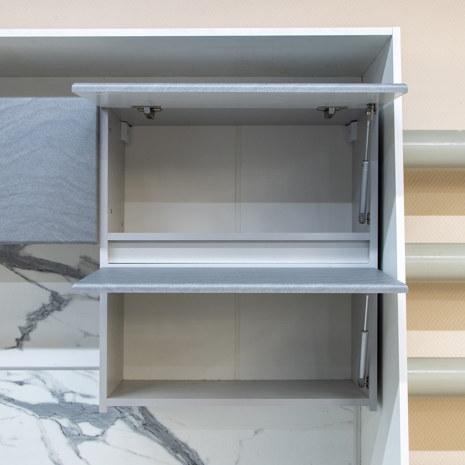 Шкаф навесной 600х676х290 мм BROZEX-WOOD GreyWind Горизонт, с двумя дверцами