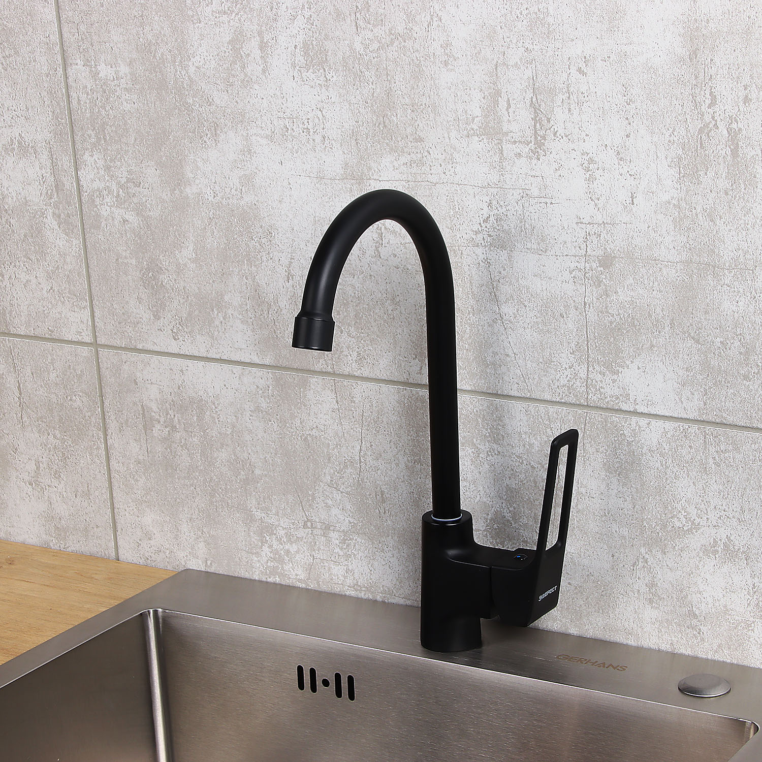 Смеситель для кухни Эверест B40-1546 высокий излив, черный *1/10