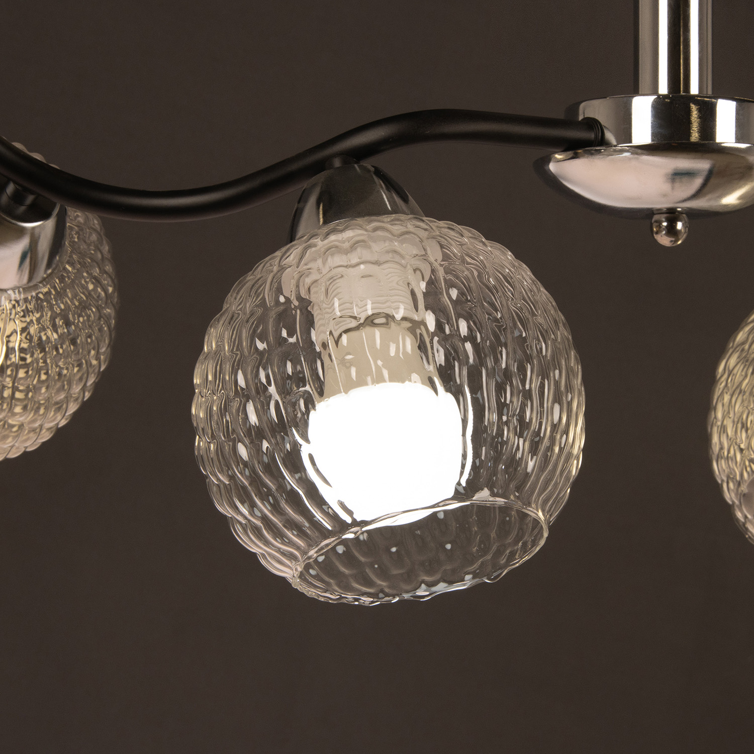 Люстра 07624-0.3-04 CR+BK Е27 60Вт S=24м2    *1/4