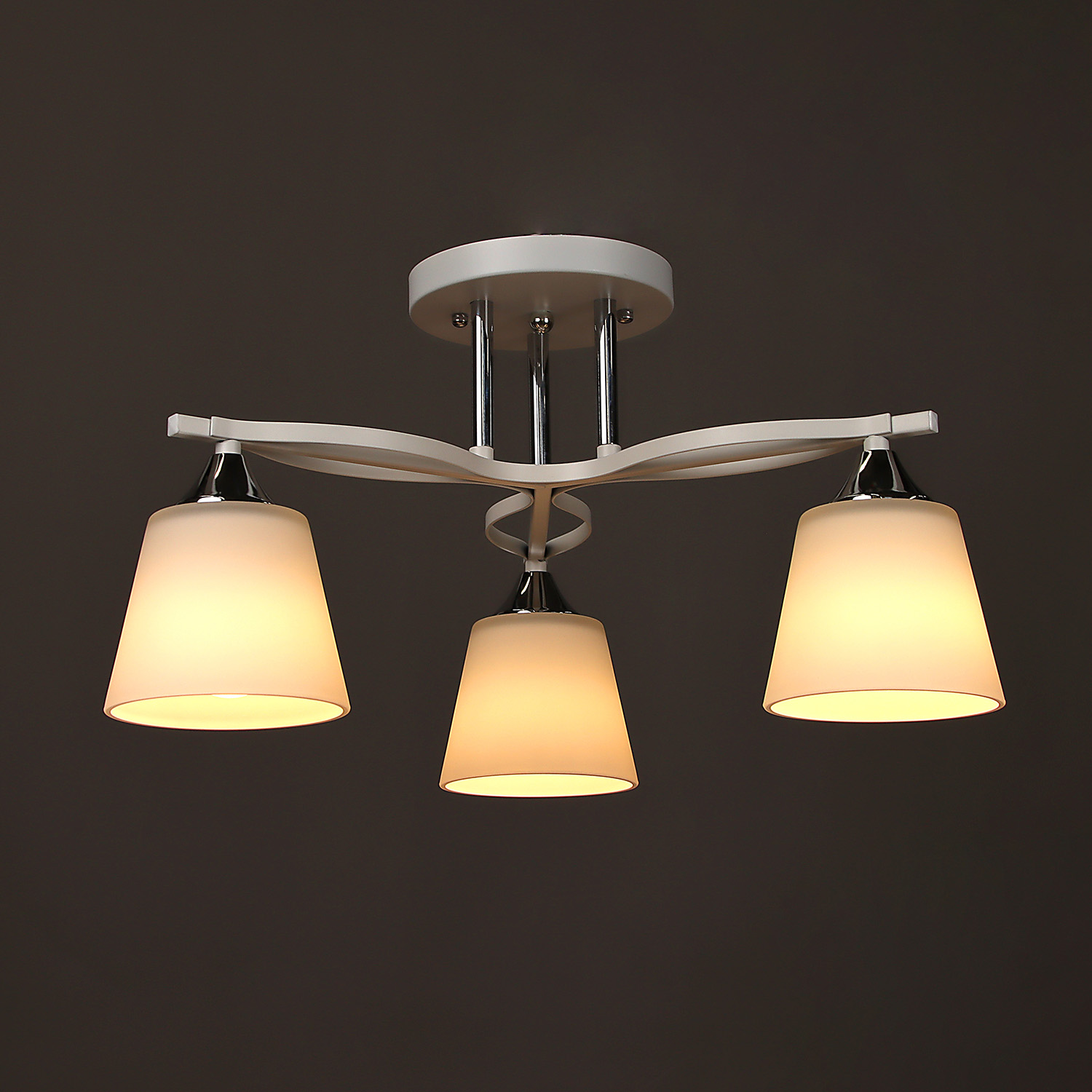 Светильник потолочный N6587/3 WT+CR  3*40W E27 220V (d-500; h-250) S=12м2 VERNER LIGHTING *1