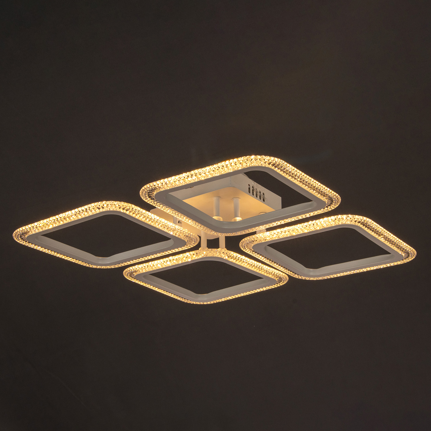 Люстра 09838-0.3-04 WH LED 3000-6200К ПДУ S=16м2  *1