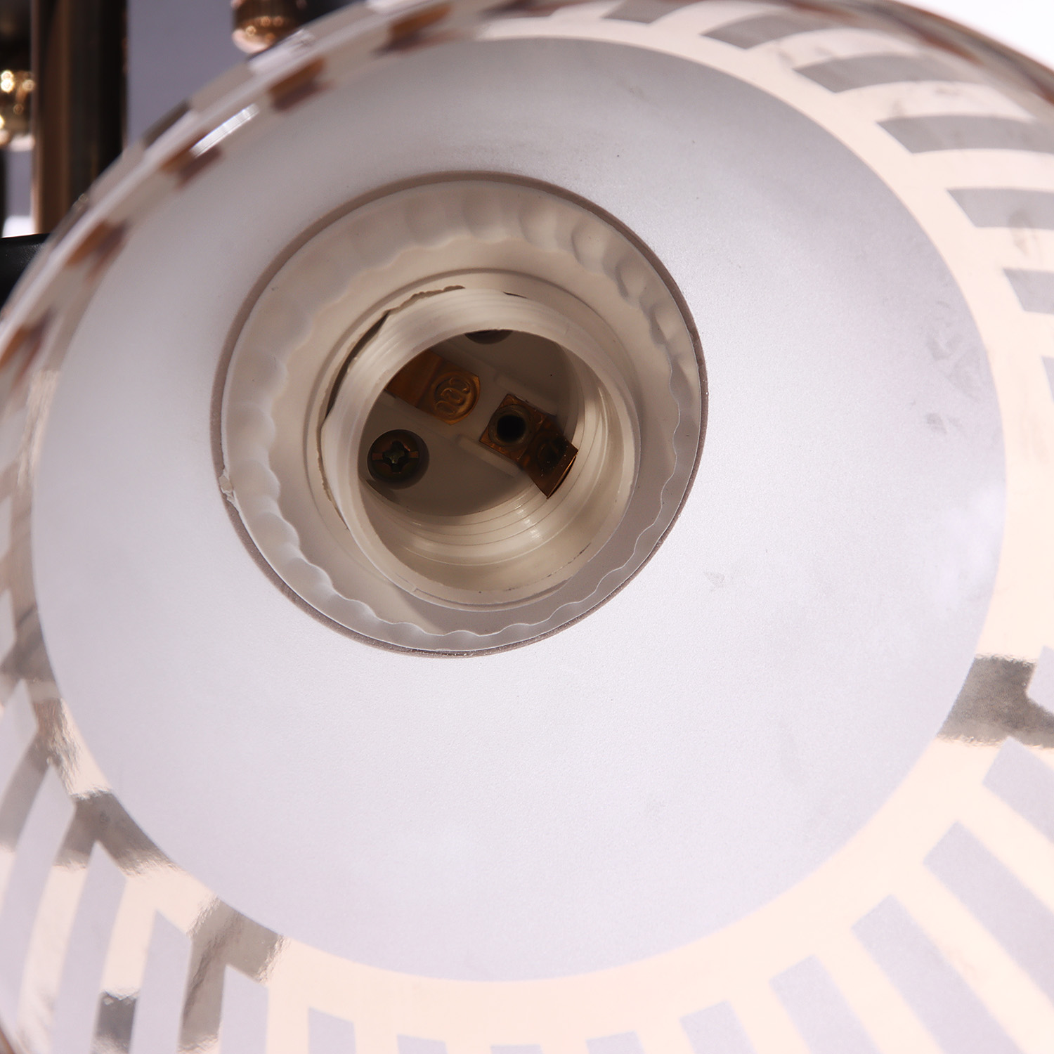 Люстра A3938/4 FGD+ВК Е27 4*40Вт ( h=250; d=640)  S=16м2 VERNER LIGHTING *1