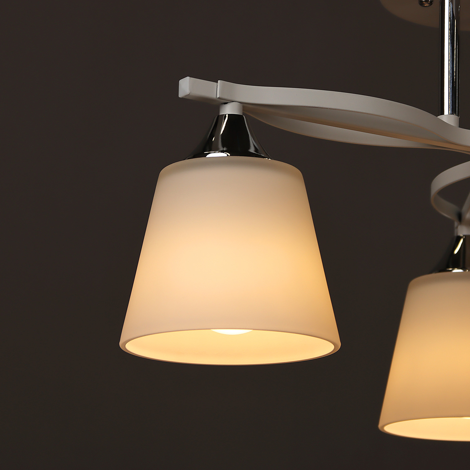 Светильник потолочный N6587/3 WT+CR  3*40W E27 220V (d-500; h-250) S=12м2 VERNER LIGHTING *1