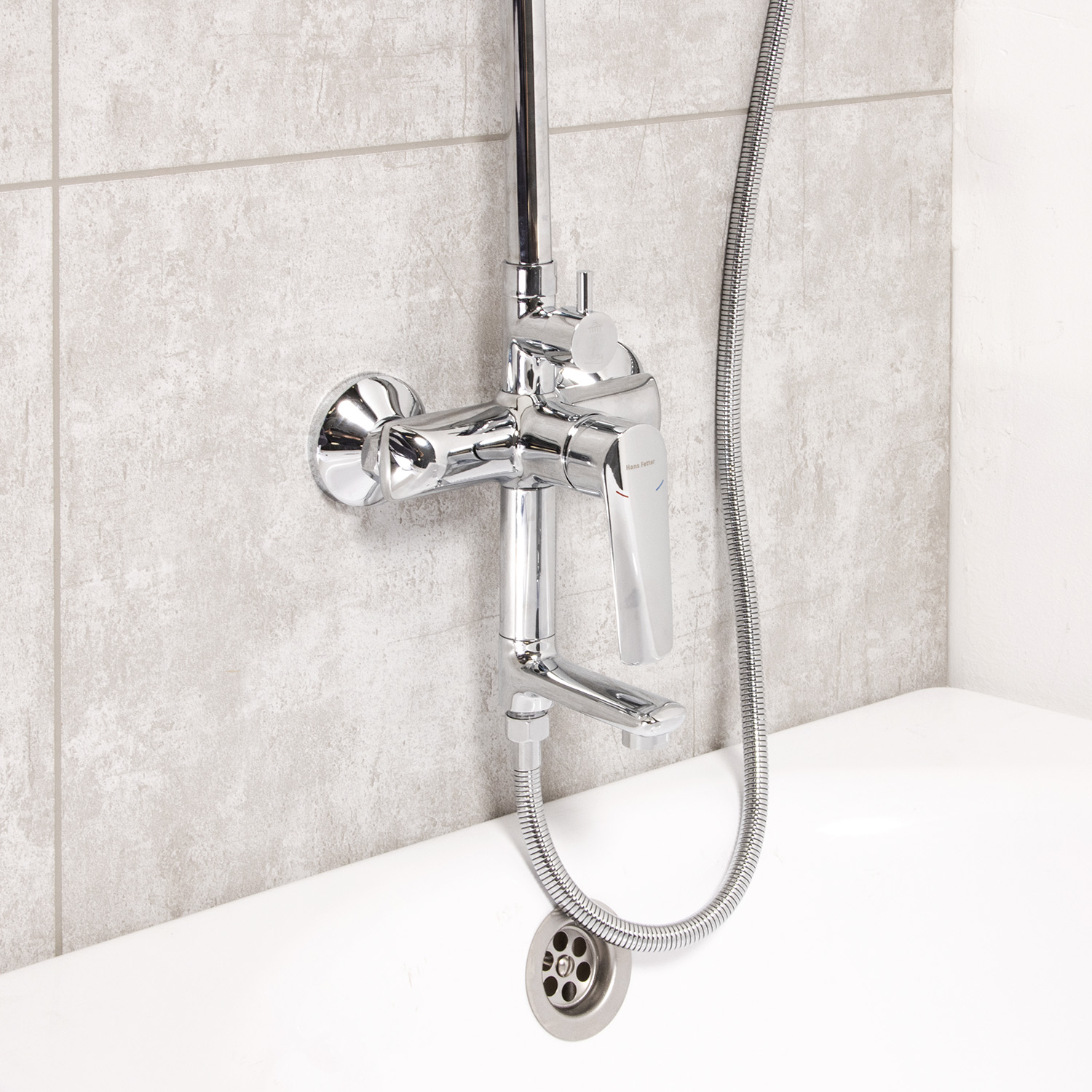 Смеситель д/ванны со стойкой для душа + ручной и тропический душ GROSS AQUA GA9005SMD01 *1