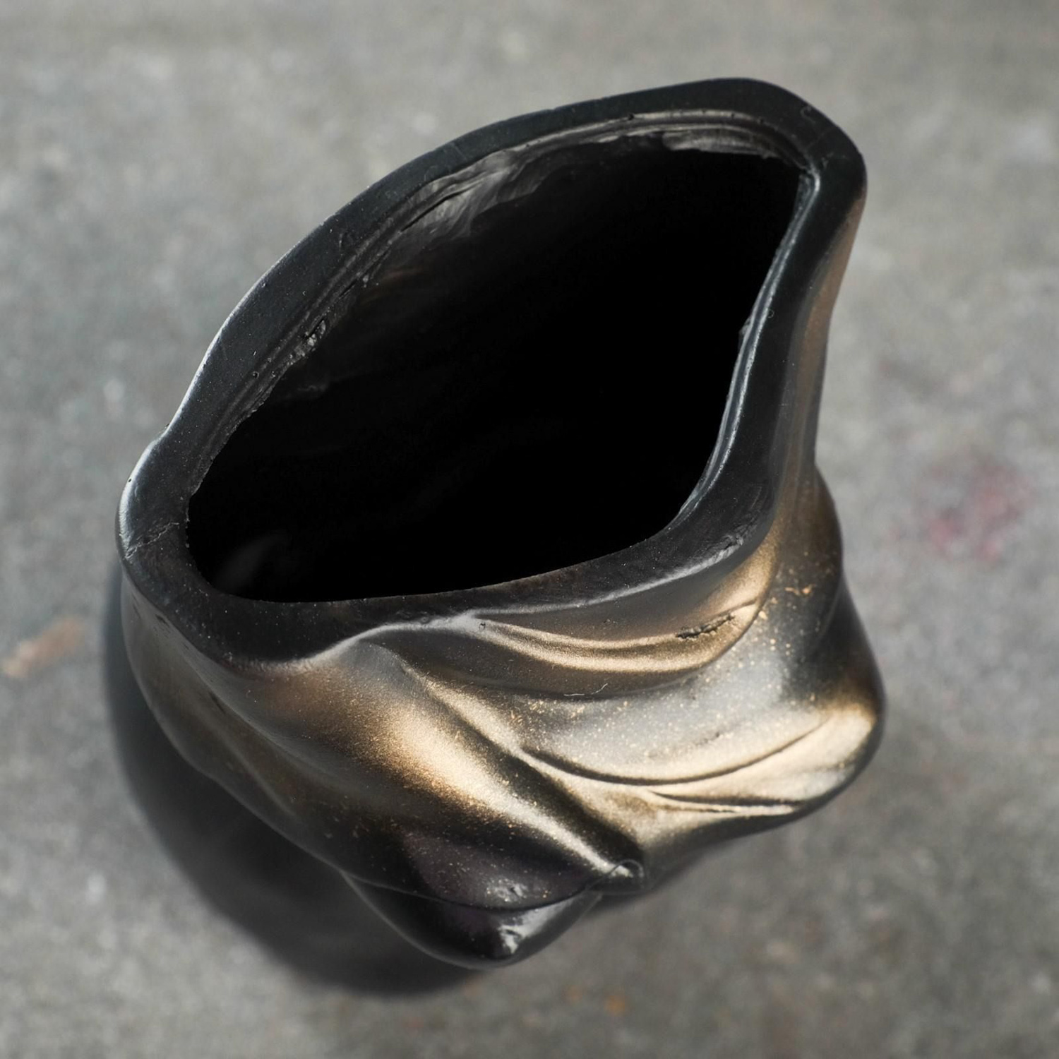 Ваза "Грация" черная с золотом, 0,7 л   7150884