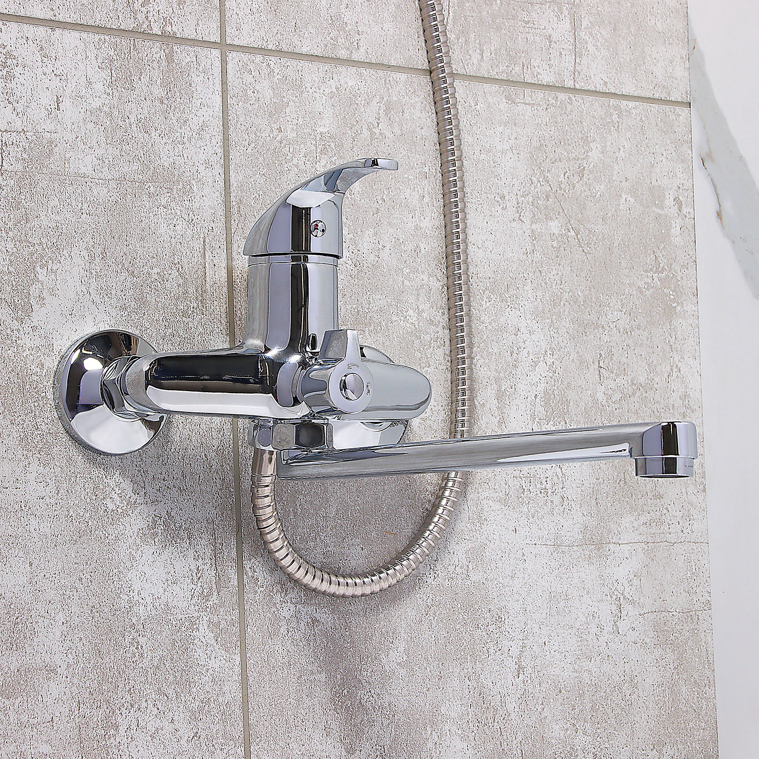 Смеситель для ванны Potato P2204, длинный излив, однорычажный