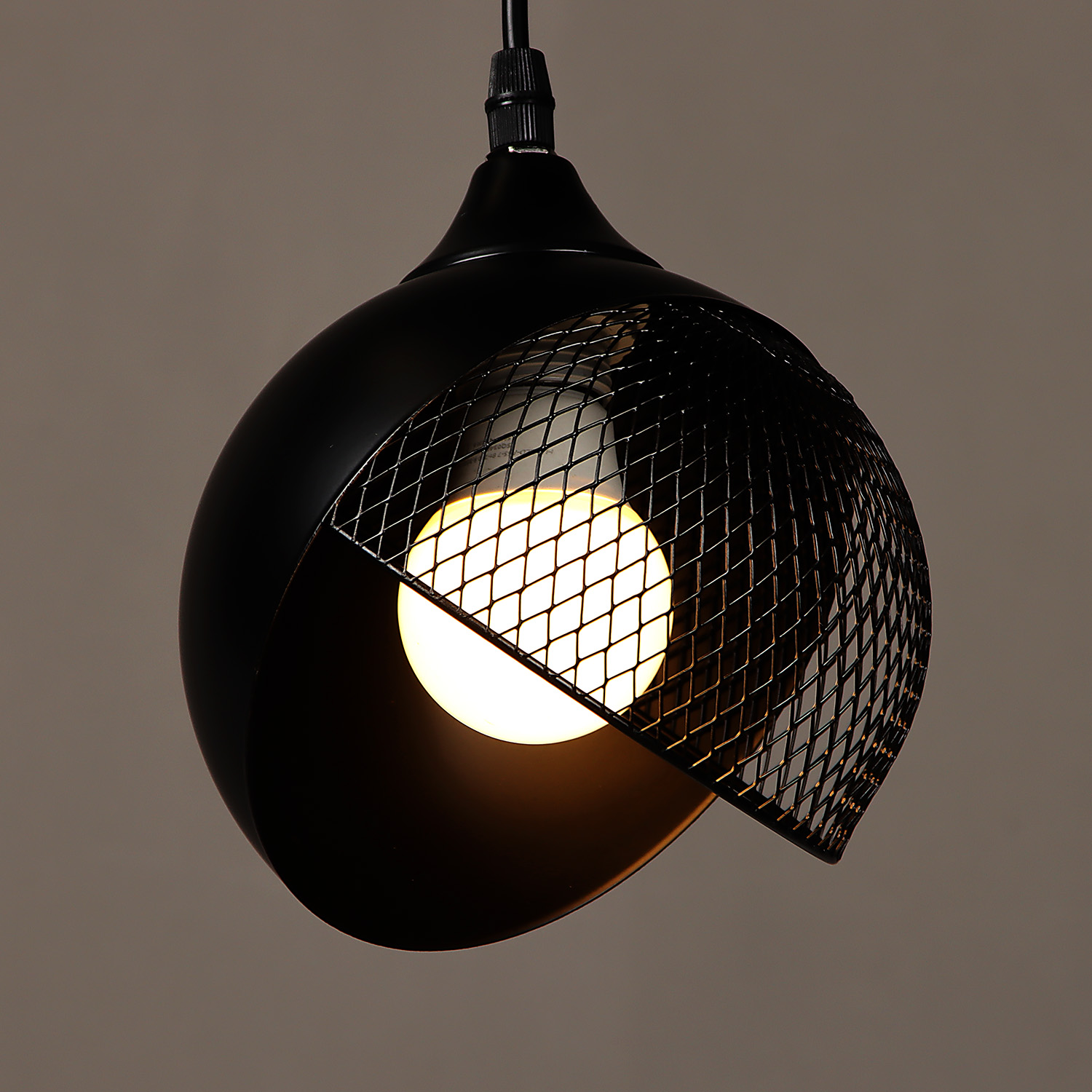 Люстра N6483/3H BK 3*40W E27 220V (d-360; h-800)  VERNER LIGHTING *1