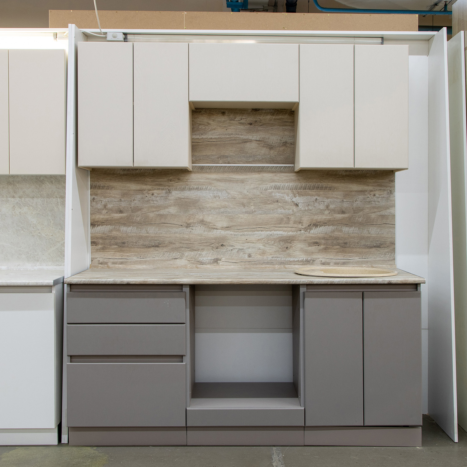 Шкаф навесной 600х338х290 мм BROZEX-WOOD Эрика, для вытяжки, с дверцей, светло-бежевый / ясень капучино софт