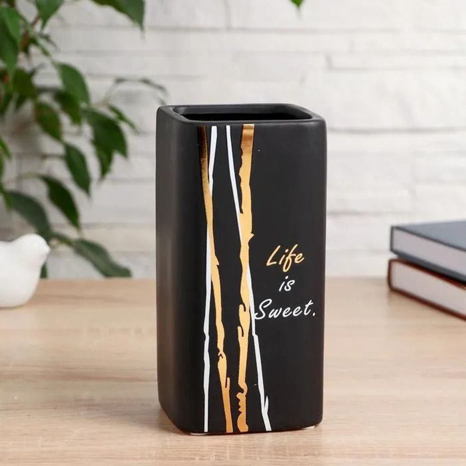 Ваза керамика настольная "Бамби" 9х9х18 см, микс   5096212