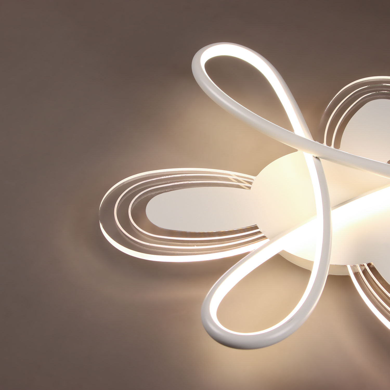 Светильник потолочный светодиодный 2334/160W white 500 мм 3 реж., пульт S=25м2  VERNER LIGHTING *1